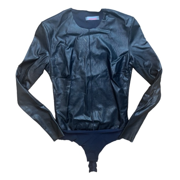 BRAND NEW COMMANDO FAUX LEATHER BODYSUIT SIZE SMALL - Picture 4 of 6
